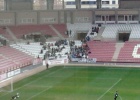 Los aficionados del Burgos desplazados a Las Gaunas se situaron en una esquina del estadio