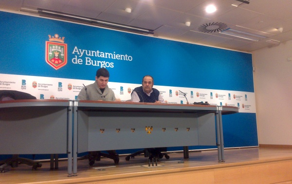 Raúl Salinero y Francisco Cabrerizo, de IU, comparecieron en rueda de prensa. 