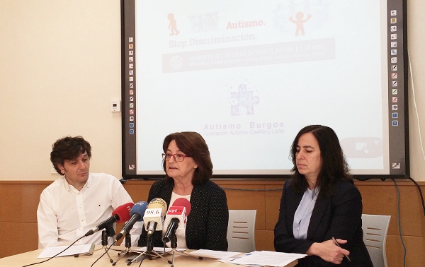 Simona Palacios, directora de Autismo Burgos, ha hecho balance de la situación actual